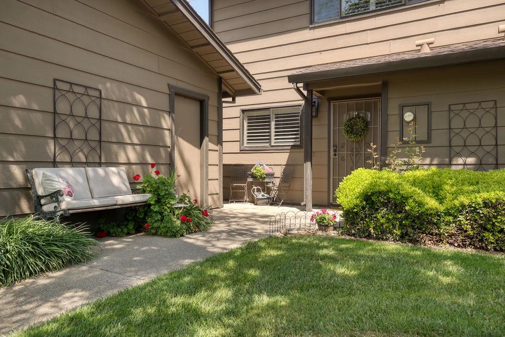Detail Gallery Image 5 of 36 For 672 Shadowview Ct, Turlock,  CA 95382 - 2 Beds | 2/1 Baths