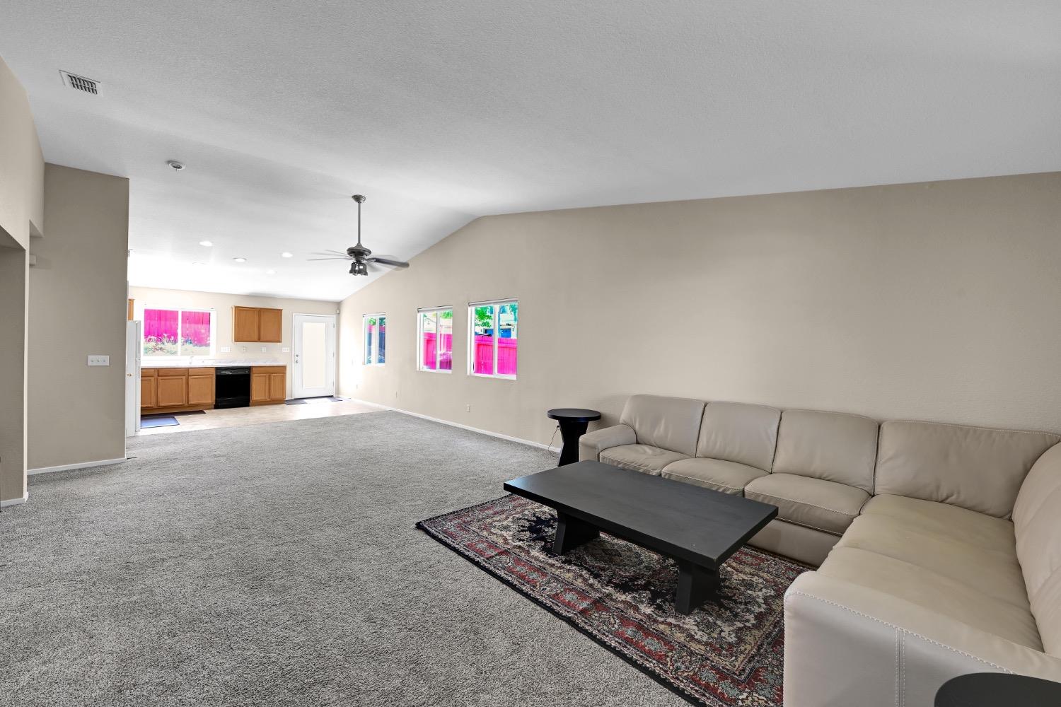 Detail Gallery Image 8 of 33 For 4627 Excelsior Rd, Mather,  CA 95655 - 4 Beds | 2 Baths
