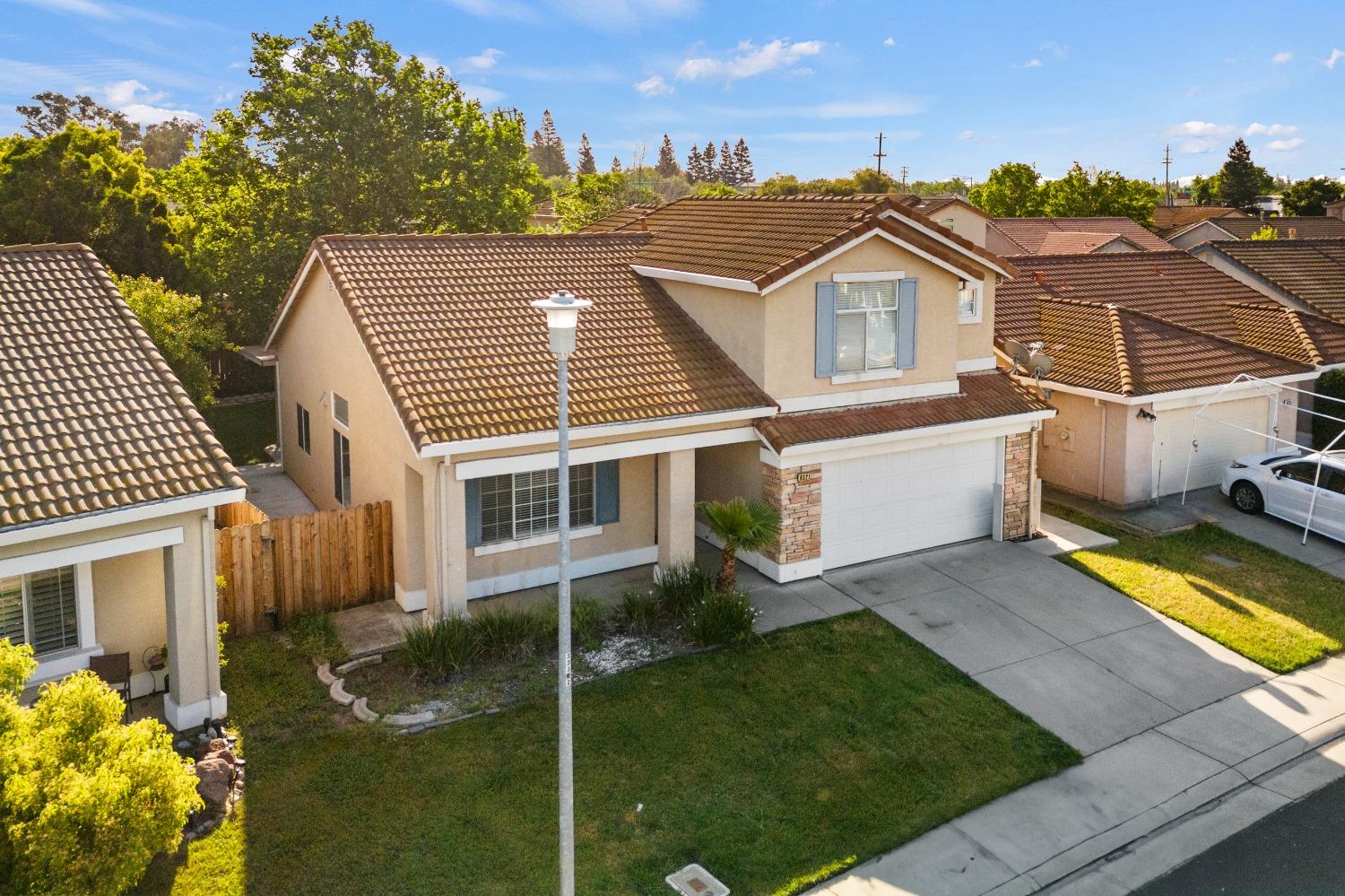 Lake Willow Way, Elk Grove, California image 48