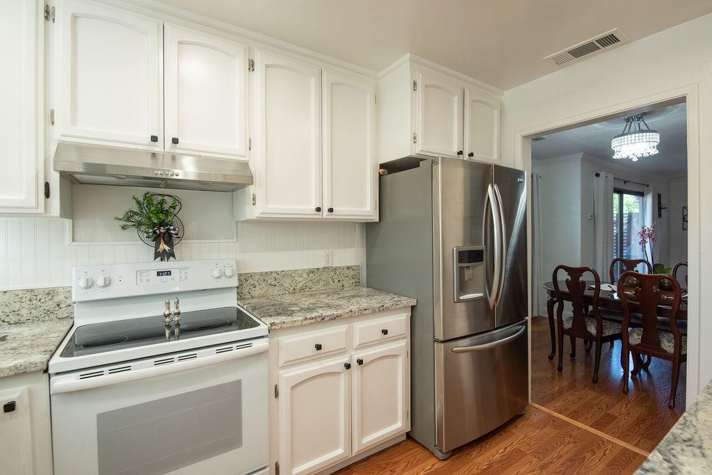 Detail Gallery Image 6 of 36 For 672 Shadowview Ct, Turlock,  CA 95382 - 2 Beds | 2/1 Baths