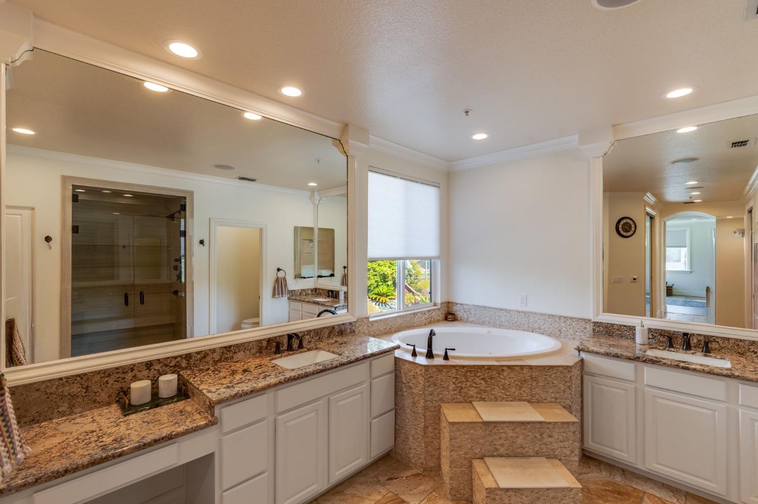 Detail Gallery Image 39 of 98 For 4541 Longview Dr, Rocklin,  CA 95677 - 5 Beds | 4/1 Baths