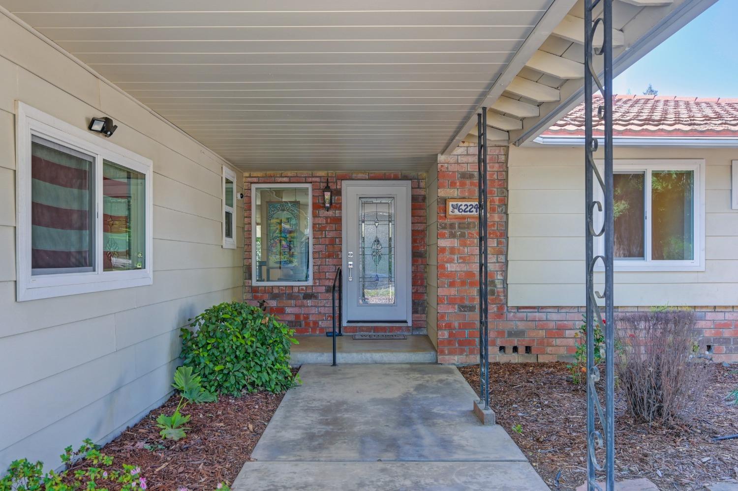 Shadowcreek Drive, Carmichael, California image 8
