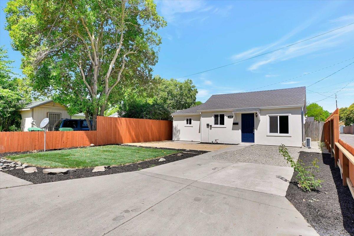 Detail Gallery Image 3 of 24 For 1670 Magnolia, Gridley,  CA 95948 - 2 Beds | 1 Baths