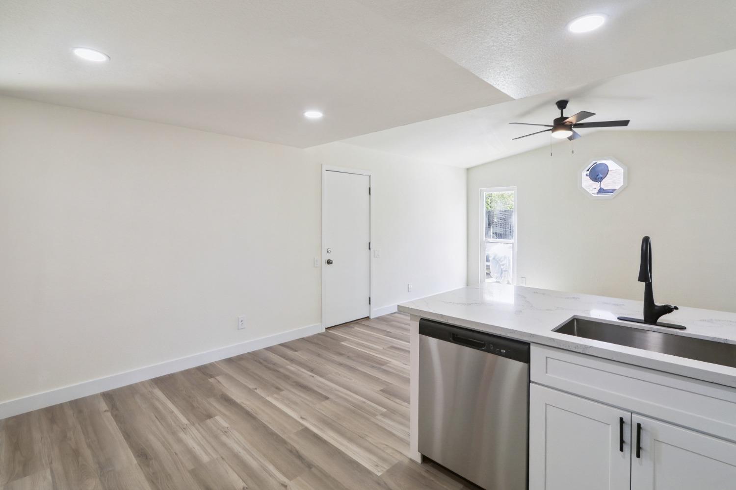 Rainbow River Court, Rancho Cordova, California image 19