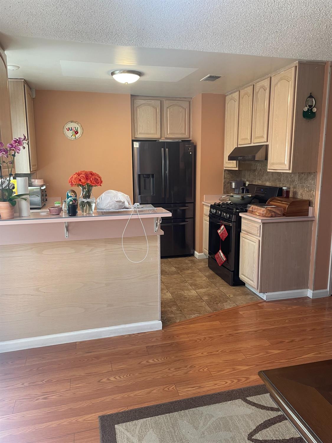Detail Gallery Image 6 of 16 For 9540 Achates Cir, Sacramento,  CA 95826 - 3 Beds | 2 Baths
