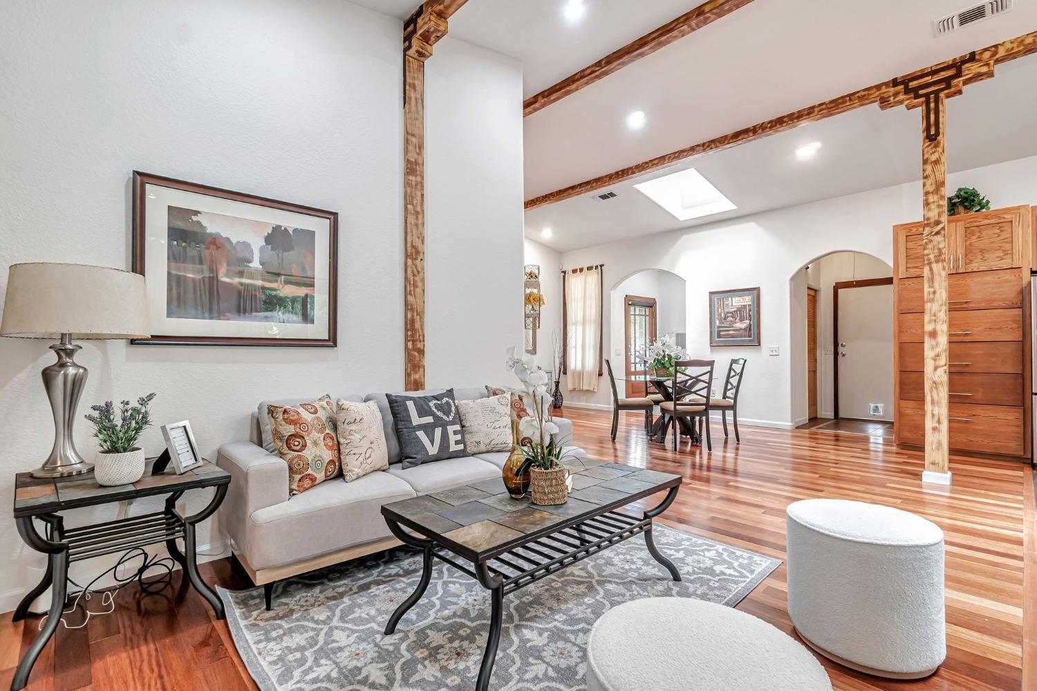 Isabella Avenue, Fair Oaks, California image 8