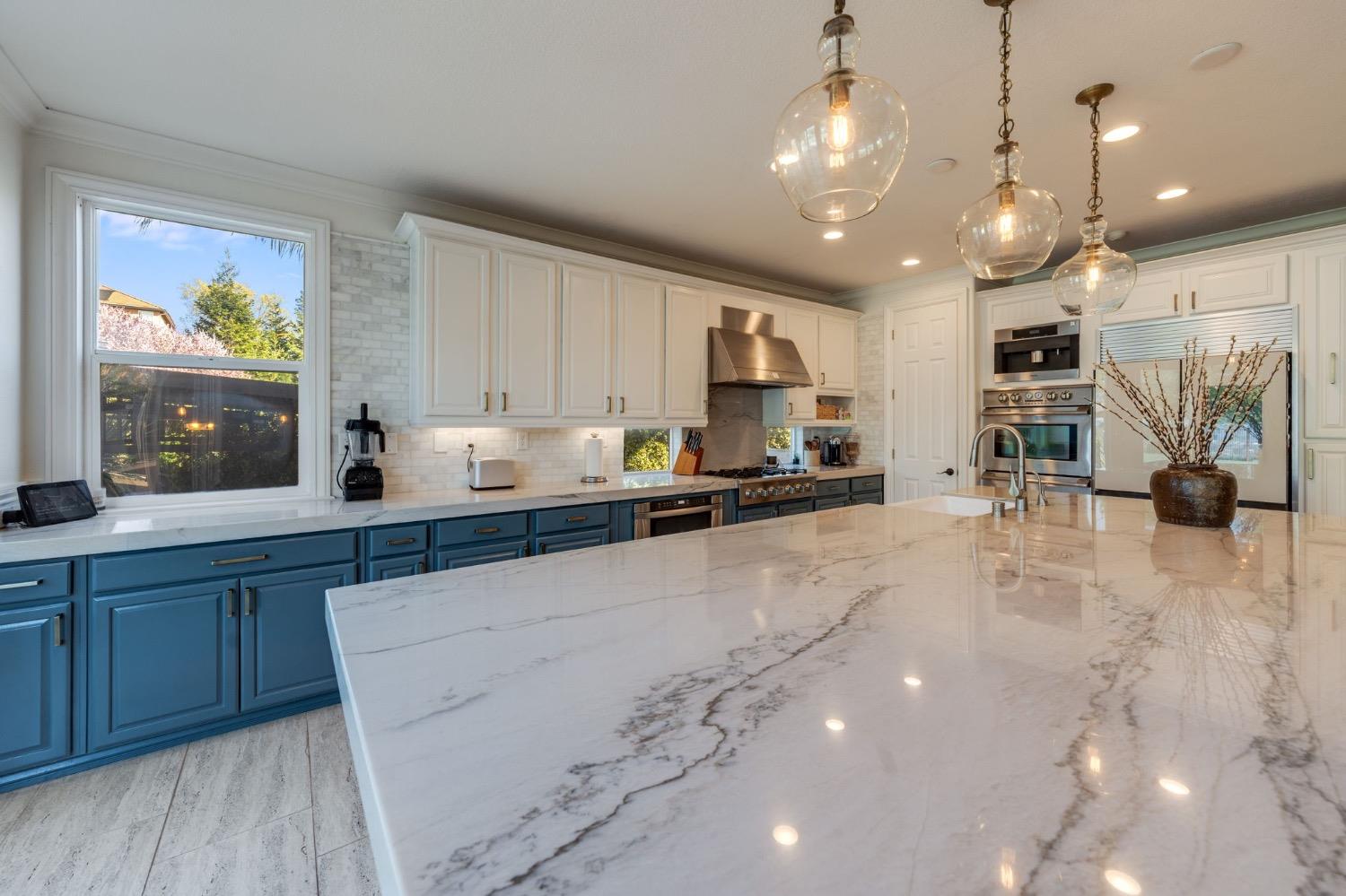 Detail Gallery Image 24 of 98 For 4541 Longview Dr, Rocklin,  CA 95677 - 5 Beds | 4/1 Baths
