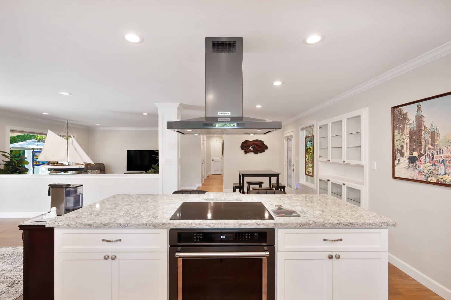 Shadowcreek Drive, Carmichael, California image 30
