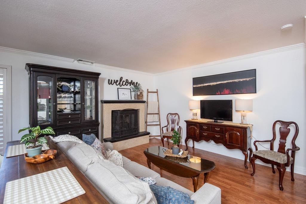Detail Gallery Image 9 of 36 For 672 Shadowview Ct, Turlock,  CA 95382 - 2 Beds | 2/1 Baths