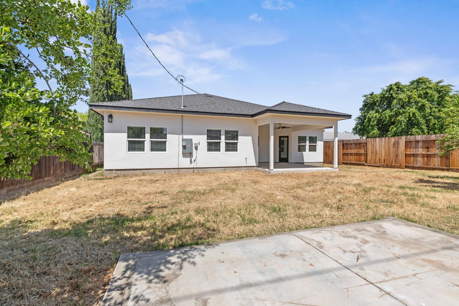 E Roseburg Avenue, Modesto, California image 26
