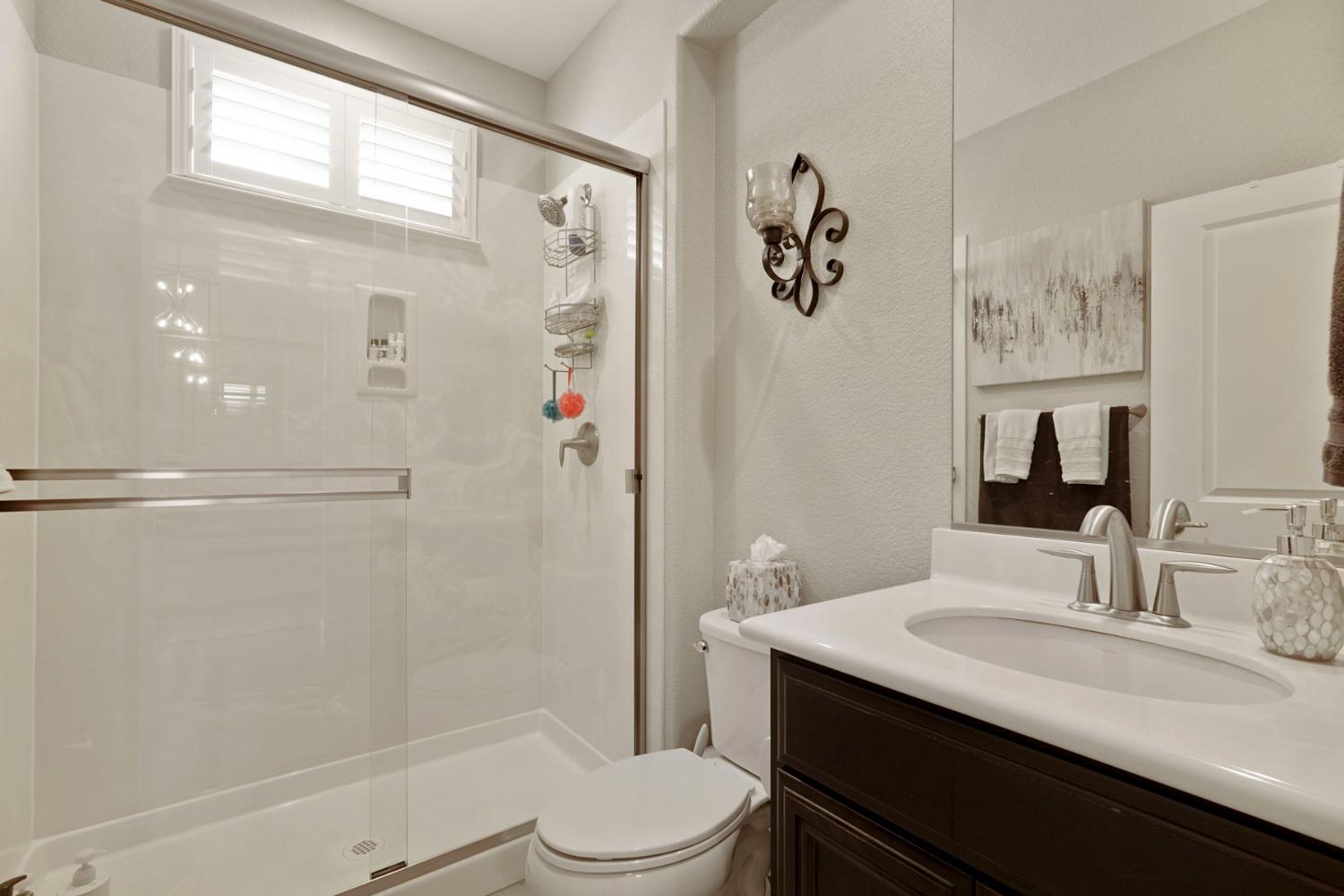 Detail Gallery Image 36 of 52 For 208 Isabella Dr, Lodi,  CA 95240 - 4 Beds | 3 Baths
