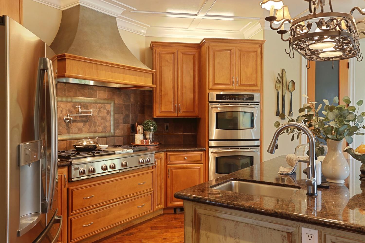 Detail Gallery Image 21 of 93 For 19120 E Stampede Rd, Clements,  CA 95227 - 4 Beds | 5 Baths