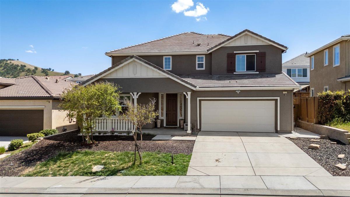 Detail Gallery Image 2 of 64 For 21232 Grapevine Dr, Patterson,  CA 95363 - 5 Beds | 3 Baths