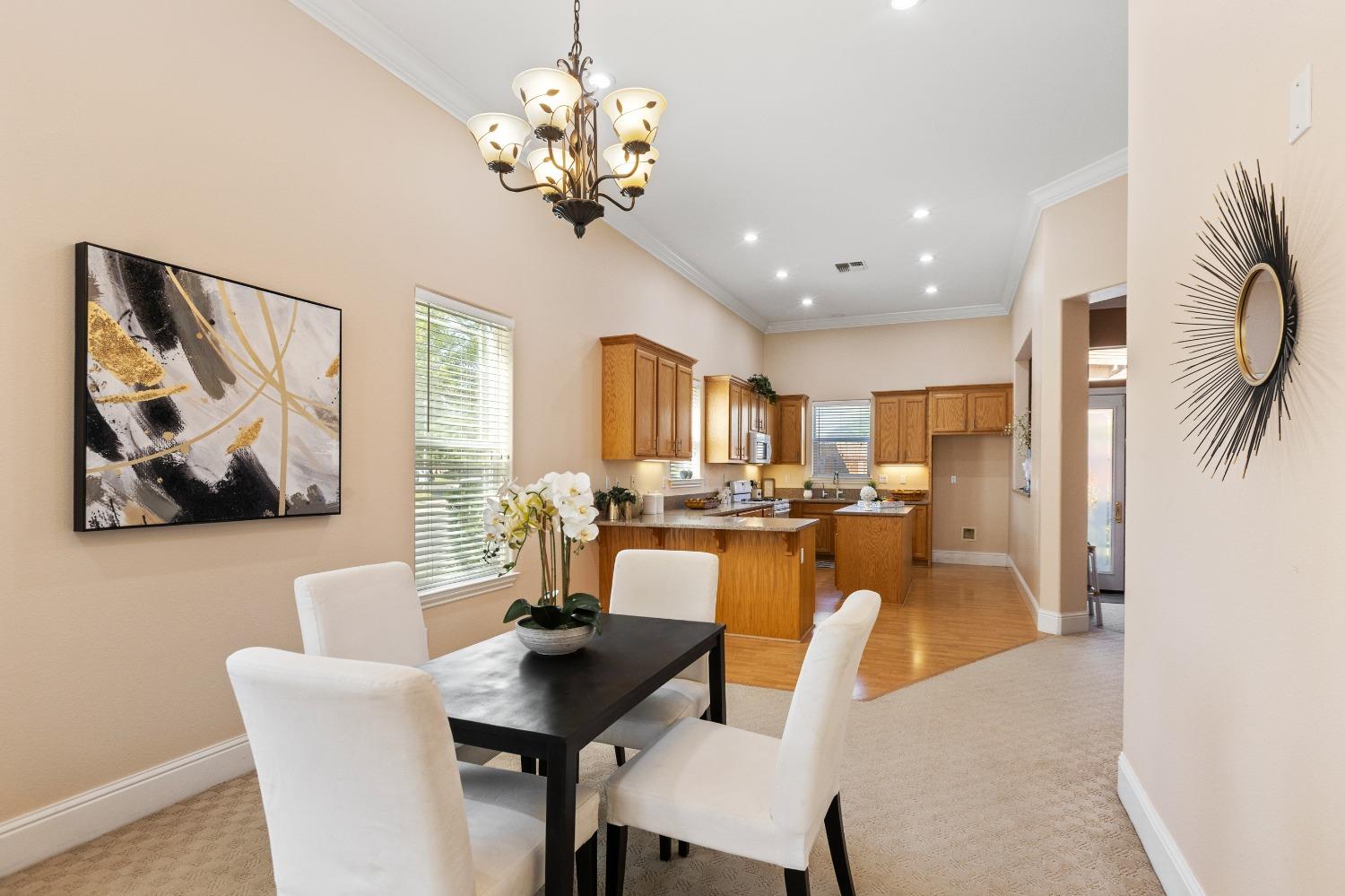 Detail Gallery Image 32 of 79 For 8839 San Badger Way, Elk Grove,  CA 95624 - 4 Beds | 3/1 Baths