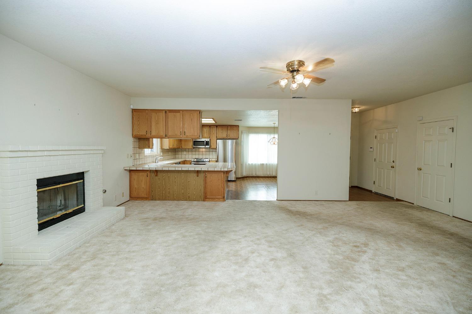 Detail Gallery Image 10 of 41 For 3825 Prince Andrew Dr, Riverbank,  CA 95367 - 3 Beds | 2 Baths