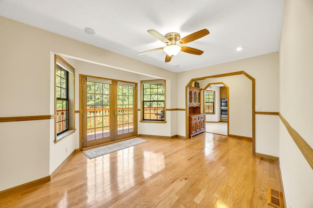 Detail Gallery Image 17 of 70 For 24275 Grand View Ave., Colfax,  CA 95713 - 5 Beds | 2 Baths