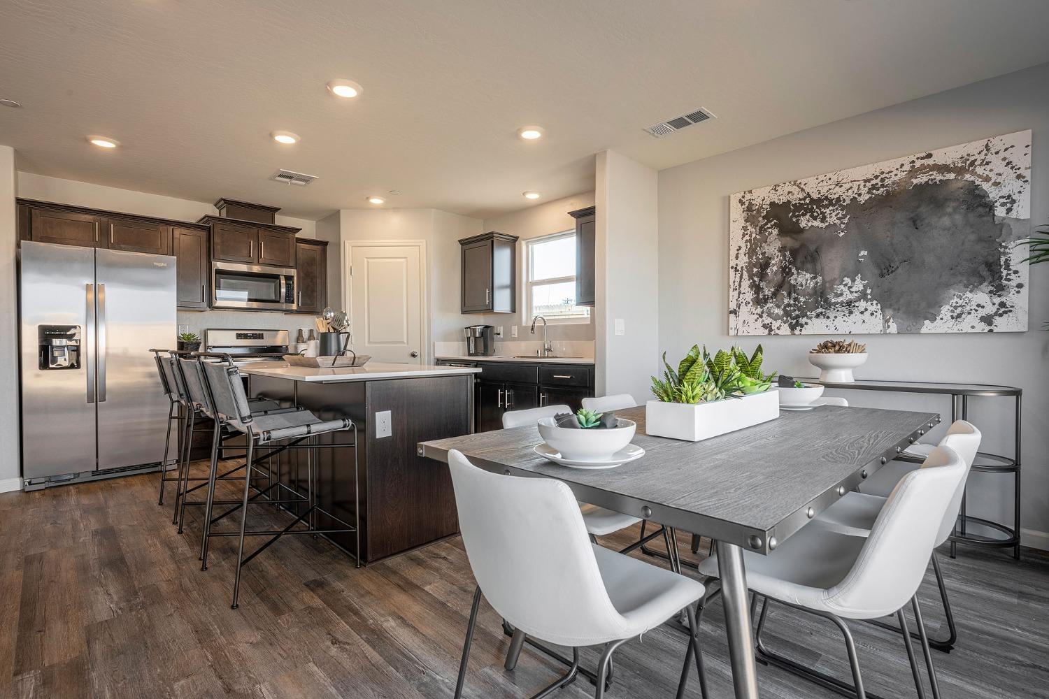 Eagle Crest Court #42 L, Merced, California image 6