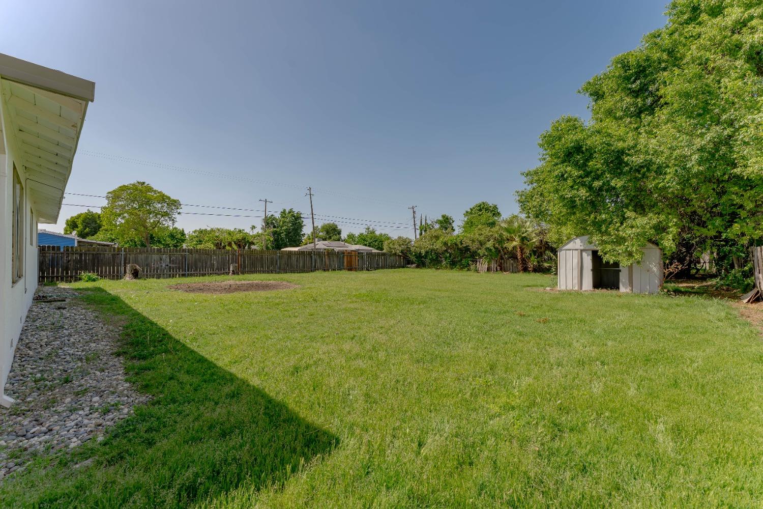 Detail Gallery Image 27 of 33 For 1887 Beverly Ave, Olivehurst,  CA 95961 - 3 Beds | 2 Baths