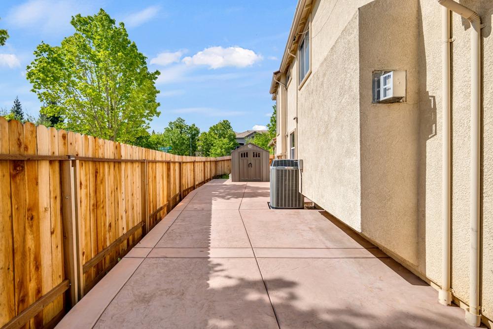 Detail Gallery Image 51 of 58 For 2491 Bear River Ct, West Sacramento,  CA 95691 - 4 Beds | 2/1 Baths