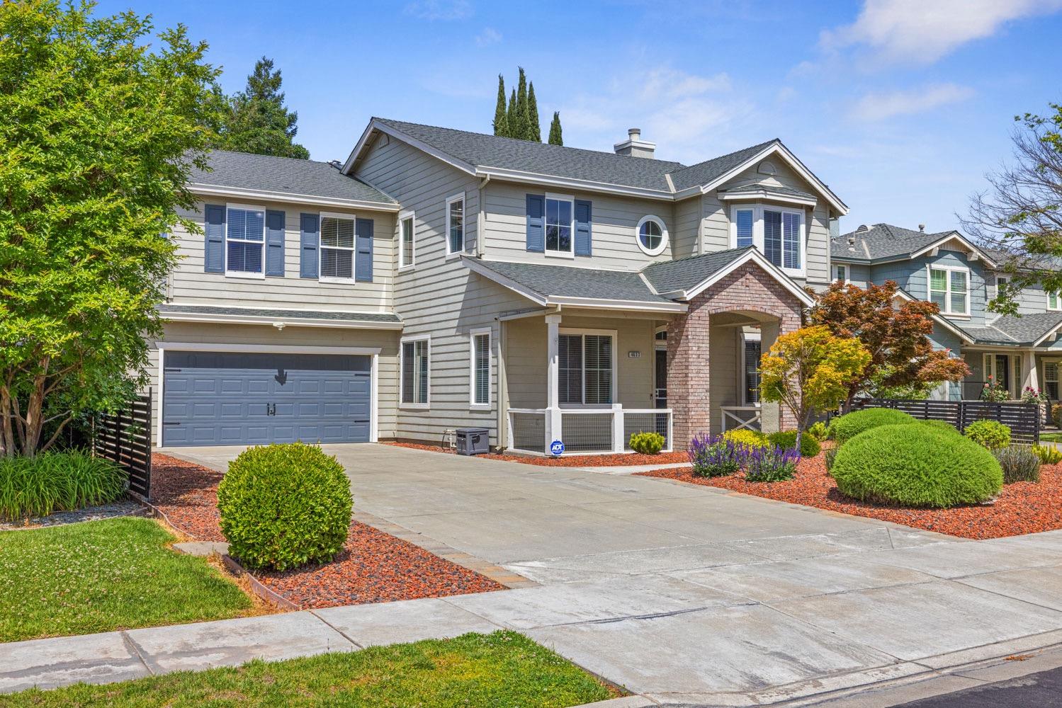 Detail Gallery Image 3 of 54 For 4633 Parkside Ct, Turlock,  CA 95382 - 5 Beds | 3 Baths