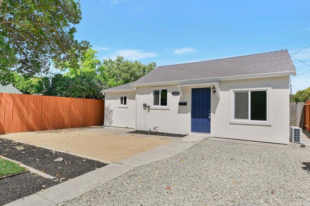 Detail Gallery Image 4 of 24 For 1670 Magnolia, Gridley,  CA 95948 - 2 Beds | 1 Baths