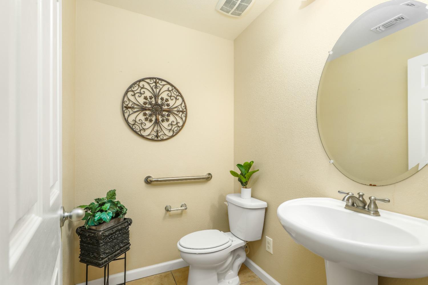 Cape Verde Drive, Elk Grove, California image 7