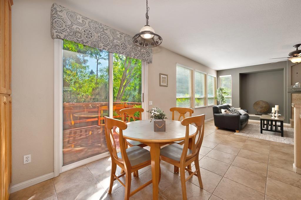 Wisam Court, Fair Oaks, California image 9