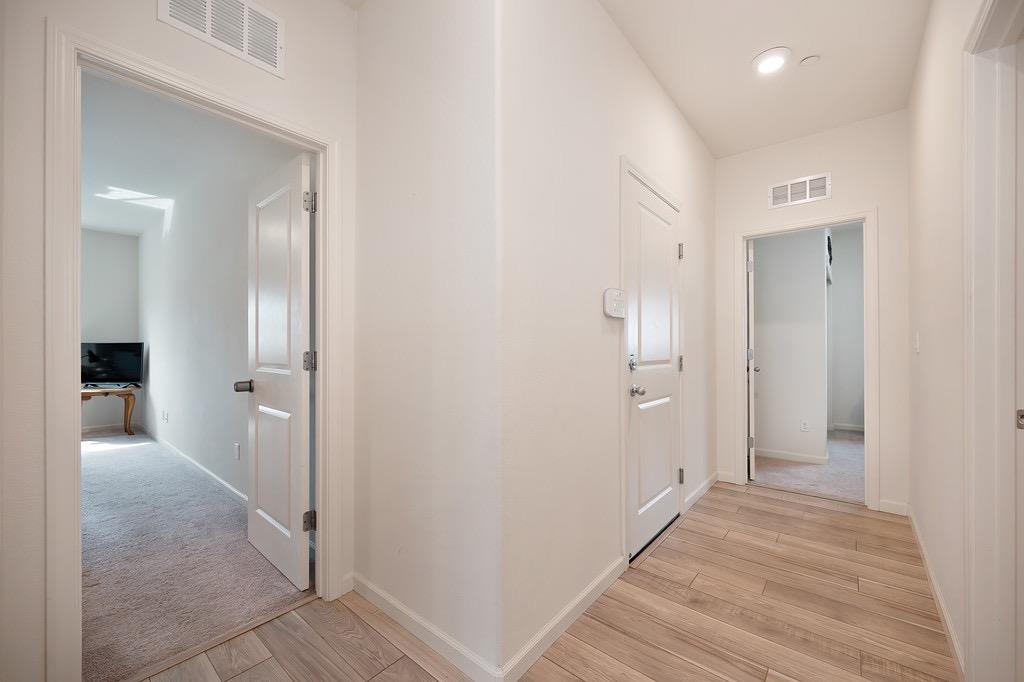 Detail Gallery Image 16 of 33 For 7457 Sobon Ln, Rancho Murieta,  CA 95683 - 3 Beds | 3 Baths