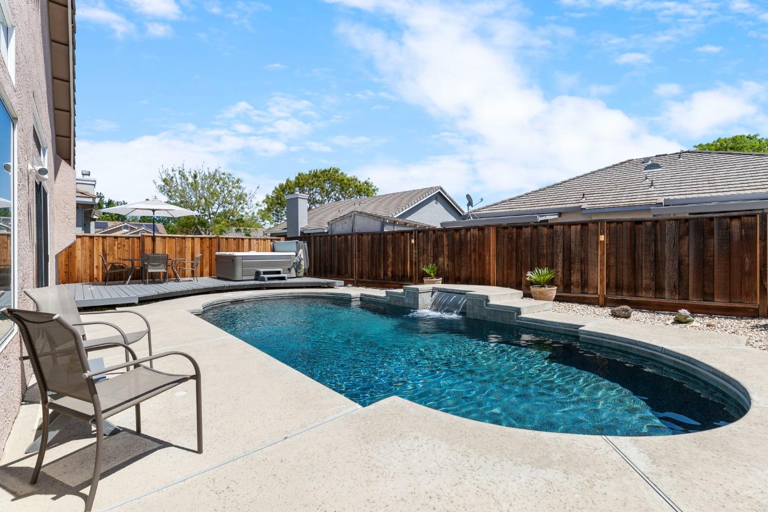 Detail Gallery Image 53 of 59 For 1880 Lone Fox Ct, Tracy,  CA 95376 - 3 Beds | 2 Baths