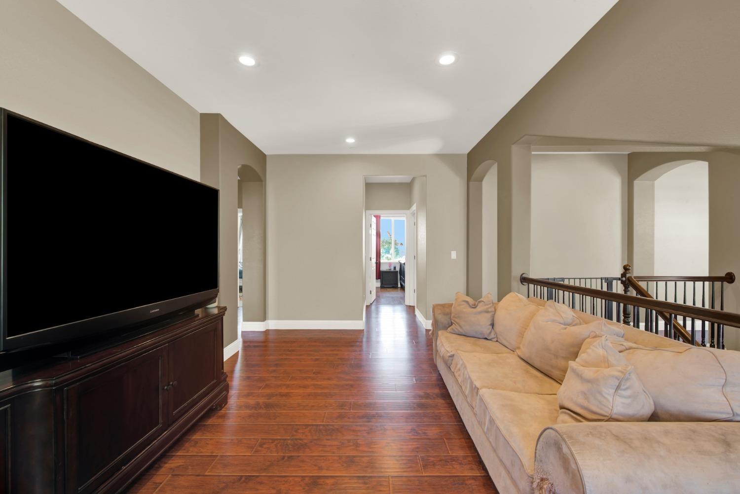 Detail Gallery Image 40 of 82 For 33565 Wildwing Dr, Woodland,  CA 95695 - 4 Beds | 2/1 Baths