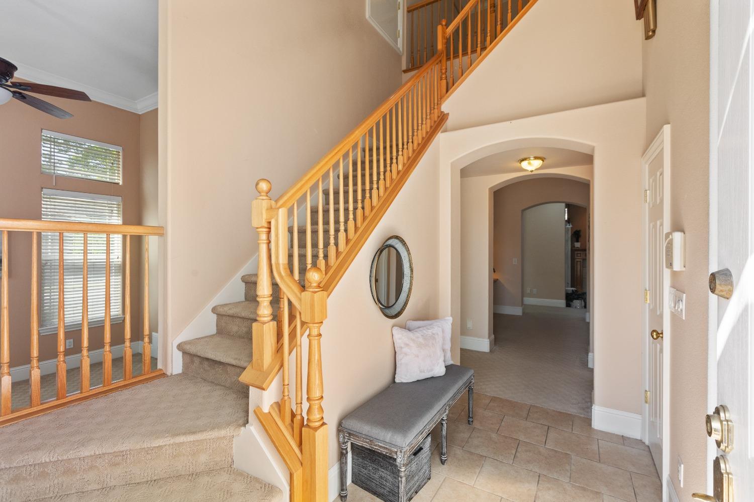 Detail Gallery Image 12 of 79 For 8839 San Badger Way, Elk Grove,  CA 95624 - 4 Beds | 3/1 Baths