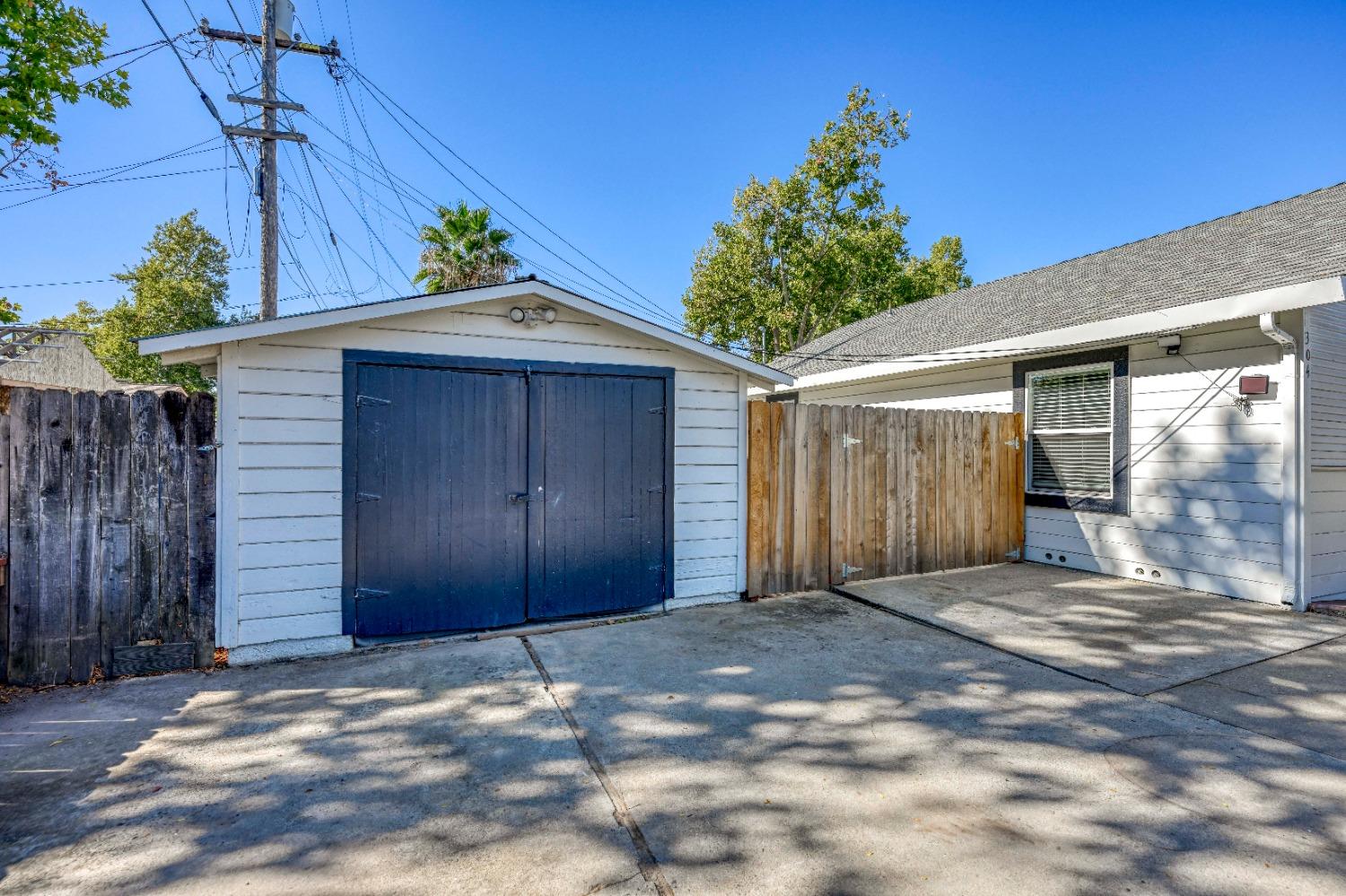 Coloma Street, Folsom, California image 5