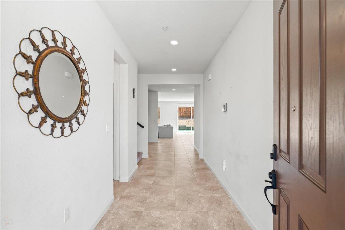 Detail Gallery Image 9 of 64 For 21232 Grapevine Dr, Patterson,  CA 95363 - 5 Beds | 3 Baths