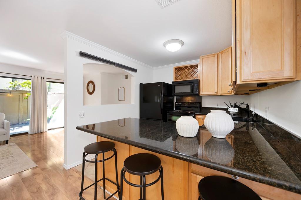 Photo #21: 225051785 Listing: Photo #21