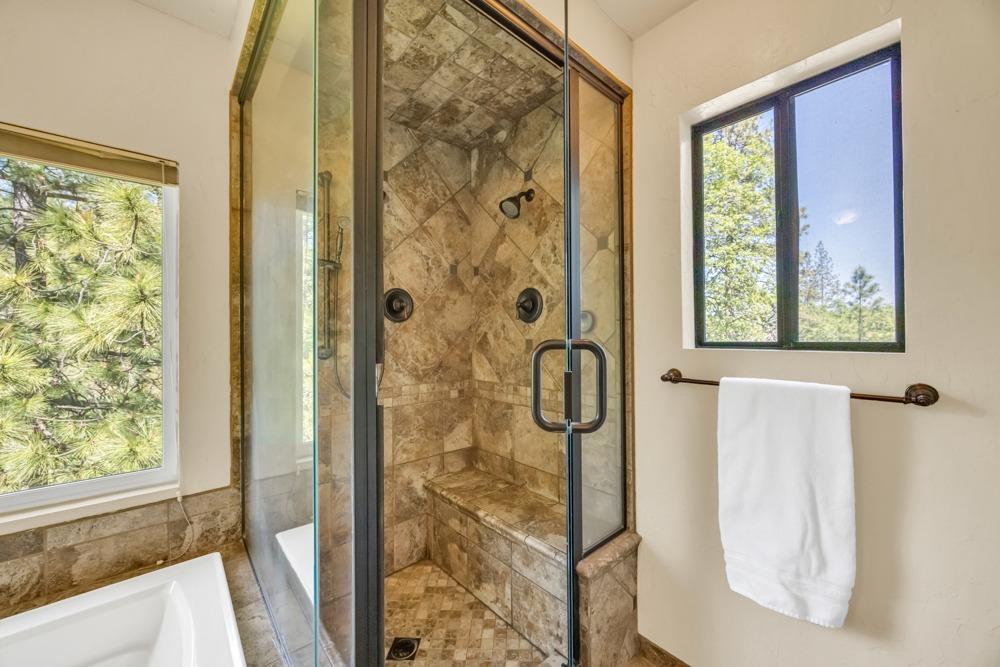Detail Gallery Image 34 of 70 For 24275 Grand View Ave., Colfax,  CA 95713 - 5 Beds | 2 Baths