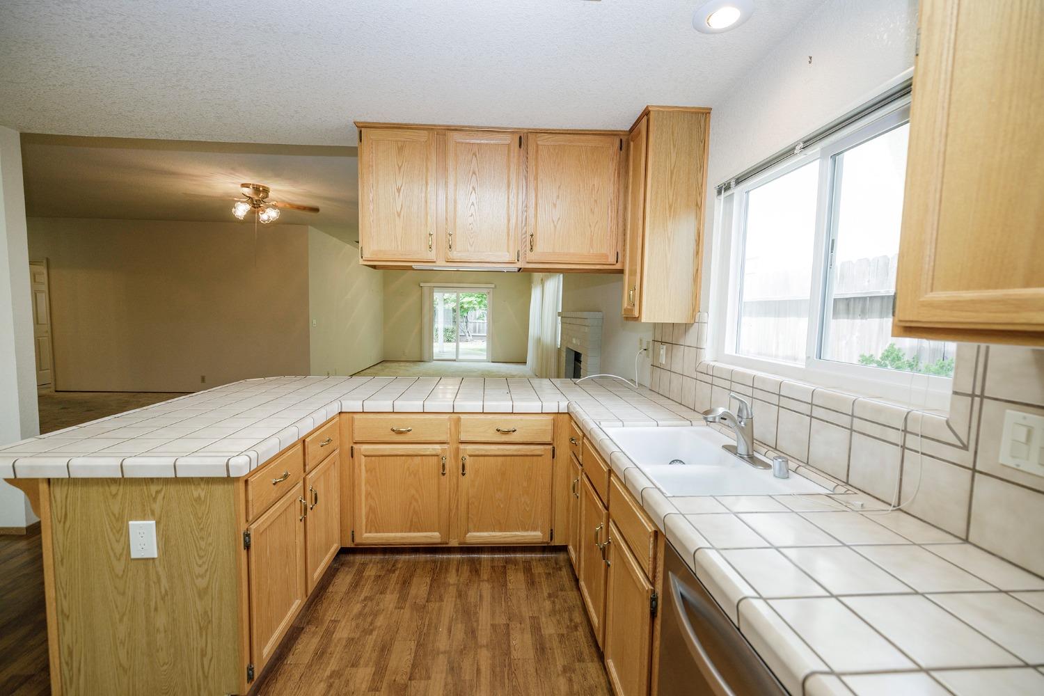 Detail Gallery Image 15 of 41 For 3825 Prince Andrew Dr, Riverbank,  CA 95367 - 3 Beds | 2 Baths