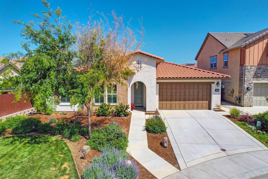 Detail Gallery Image 1 of 1 For 3532 Heron Ct, Folsom,  CA 95630 - 4 Beds | 2/1 Baths