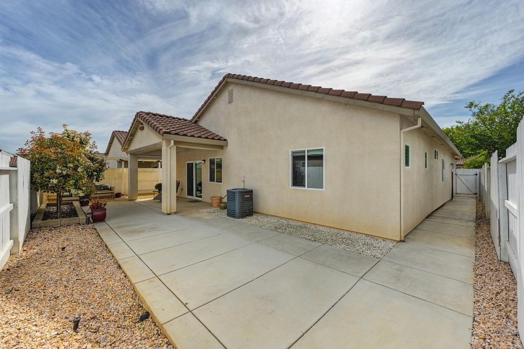Detail Gallery Image 33 of 33 For 7457 Sobon Ln, Rancho Murieta,  CA 95683 - 3 Beds | 3 Baths
