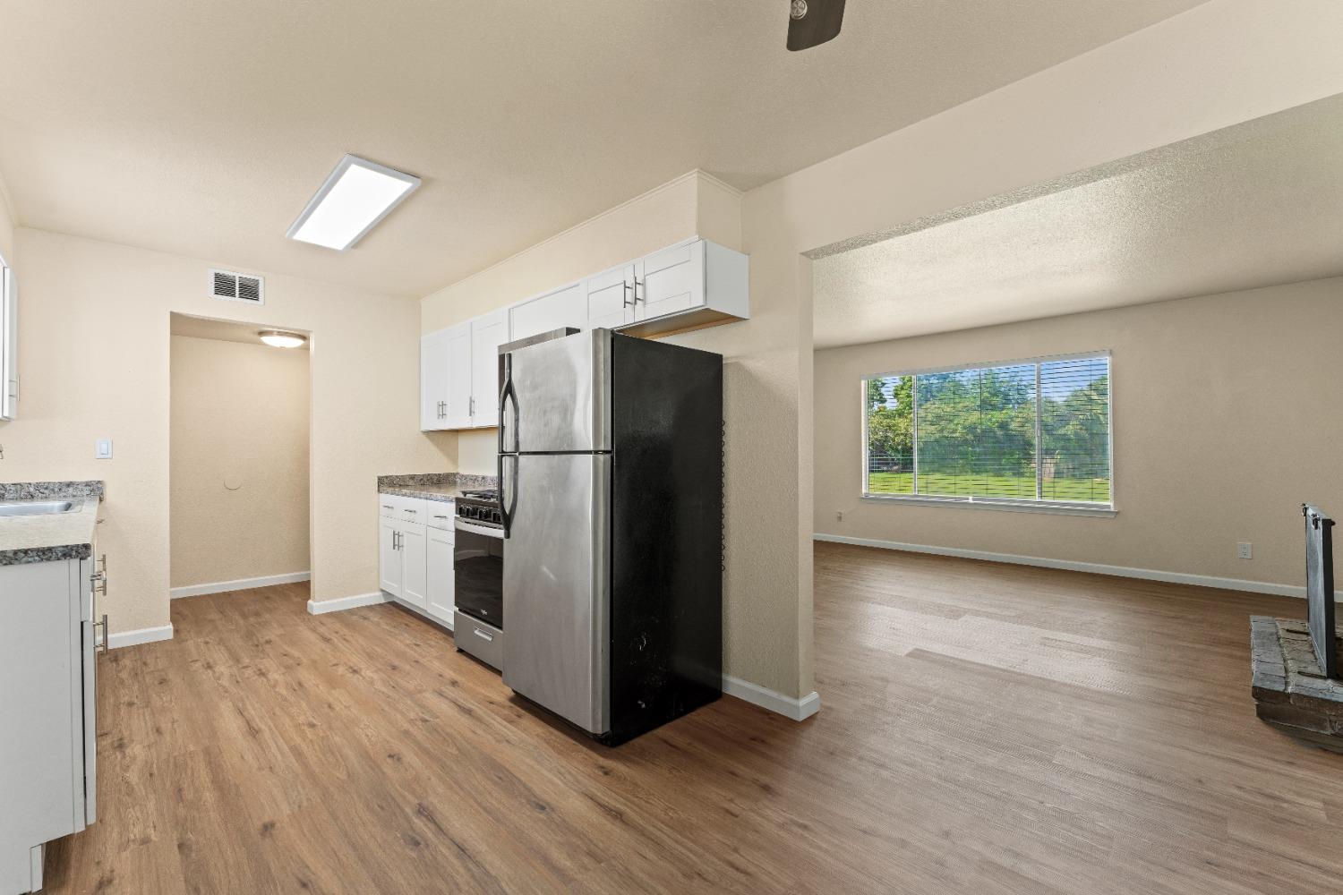 Detail Gallery Image 16 of 33 For 1887 Beverly Ave, Olivehurst,  CA 95961 - 3 Beds | 2 Baths