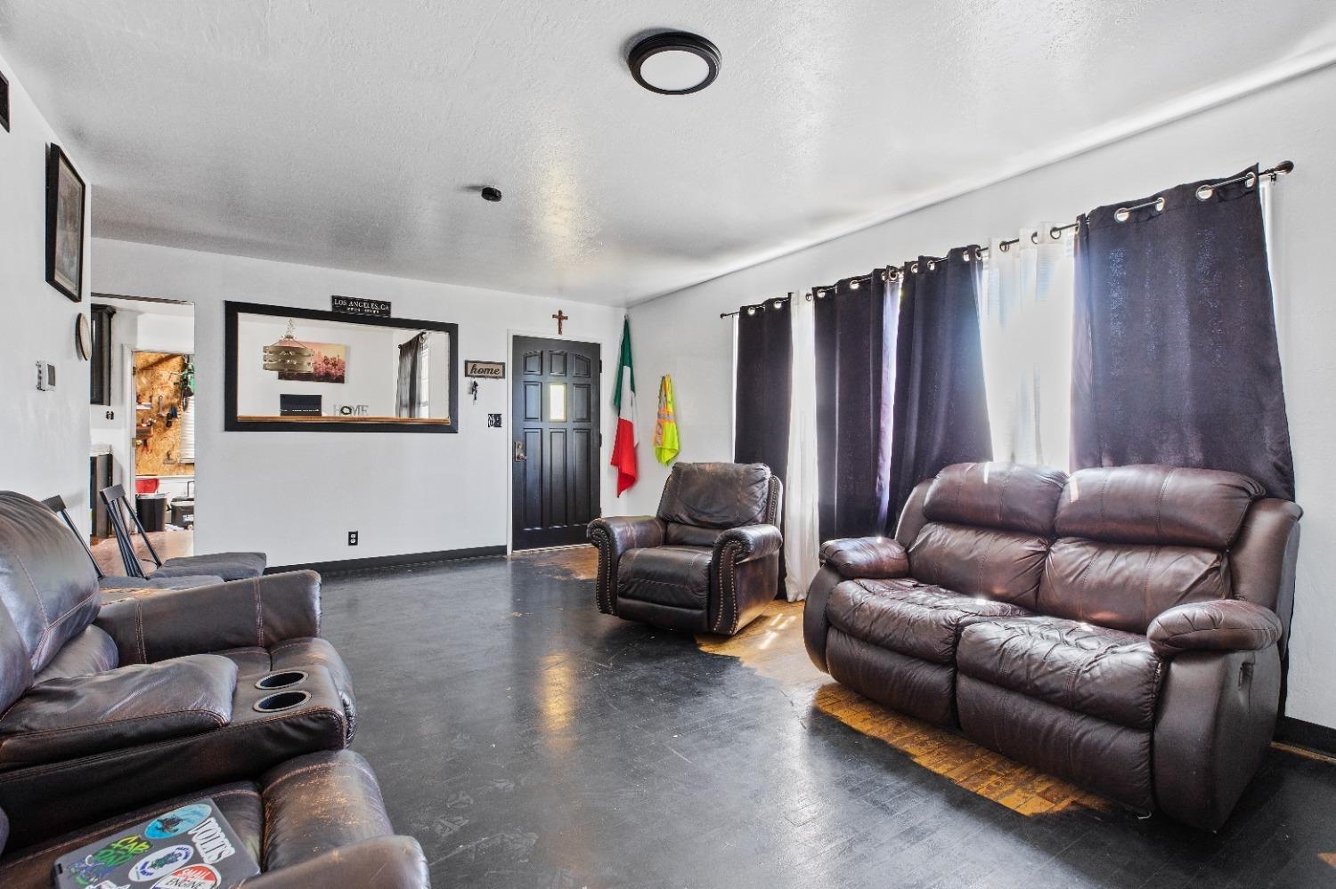 Rivera Drive, Modesto, California image 5