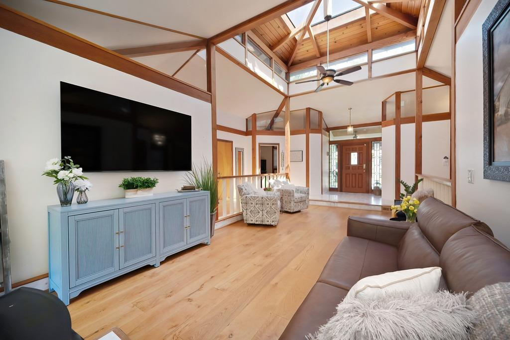 Detail Gallery Image 10 of 40 For 15006 Venado Dr, Rancho Murieta,  CA 95683 - 3 Beds | 2 Baths
