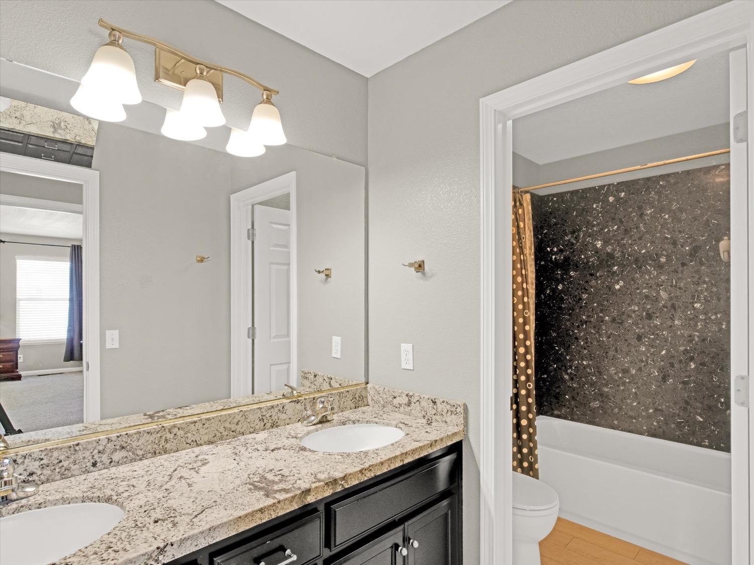Detail Gallery Image 41 of 73 For 661 Simeon Ct, Ripon,  CA 95366 - 5 Beds | 3 Baths