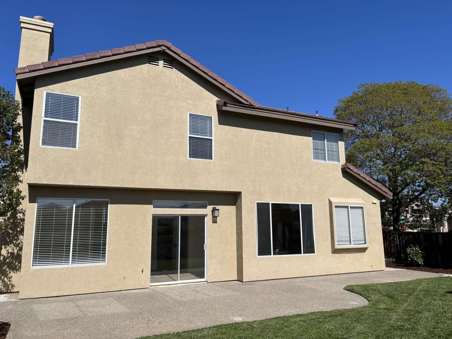 Fairhaven, Hollister, California image 18