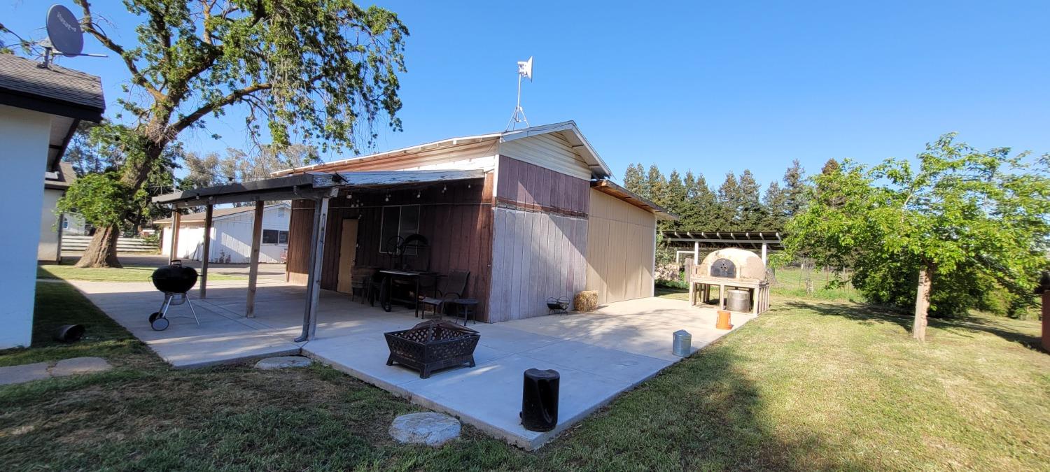 Detail Gallery Image 52 of 61 For 11430 Walnut Ave, Oakdale,  CA 95361 - 3 Beds | 2 Baths