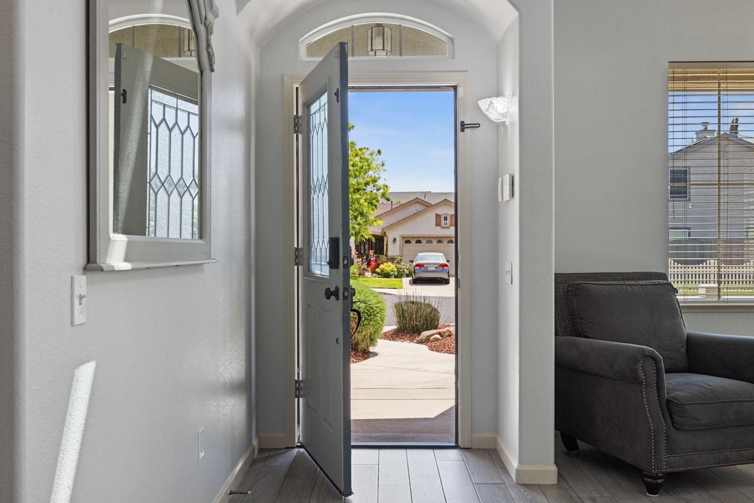 Detail Gallery Image 6 of 54 For 4633 Parkside Ct, Turlock,  CA 95382 - 5 Beds | 3 Baths