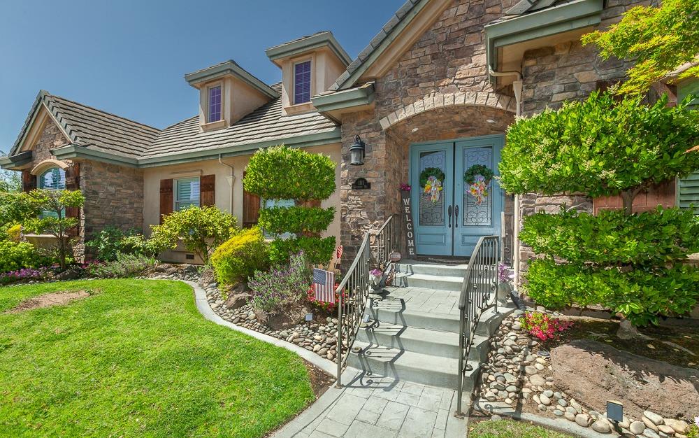 Detail Gallery Image 7 of 87 For 1111 Brighton Way, Lodi,  CA 95242 - 4 Beds | 3/1 Baths