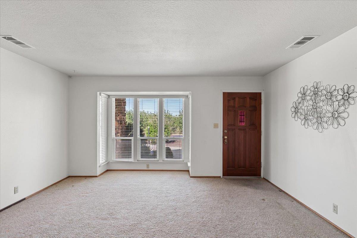 Detail Gallery Image 13 of 72 For 23786 Alice Rd, Manteca,  CA 95337 - 4 Beds | 2 Baths
