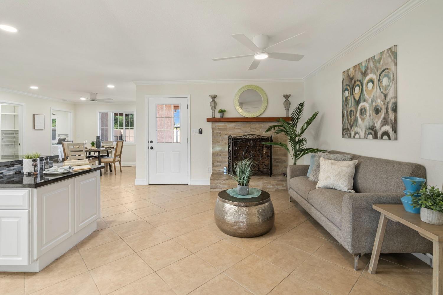 Detail Gallery Image 15 of 86 For 23155 Vaquero Ct, Tracy,  CA 95304 - 5 Beds | 3 Baths