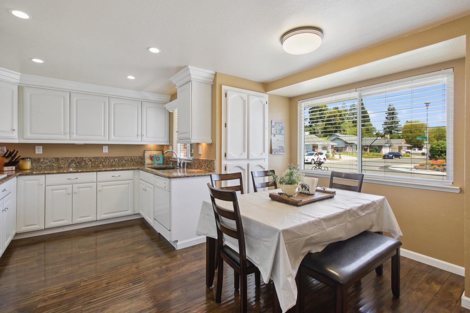 Adelante Court, Elk Grove, California image 10