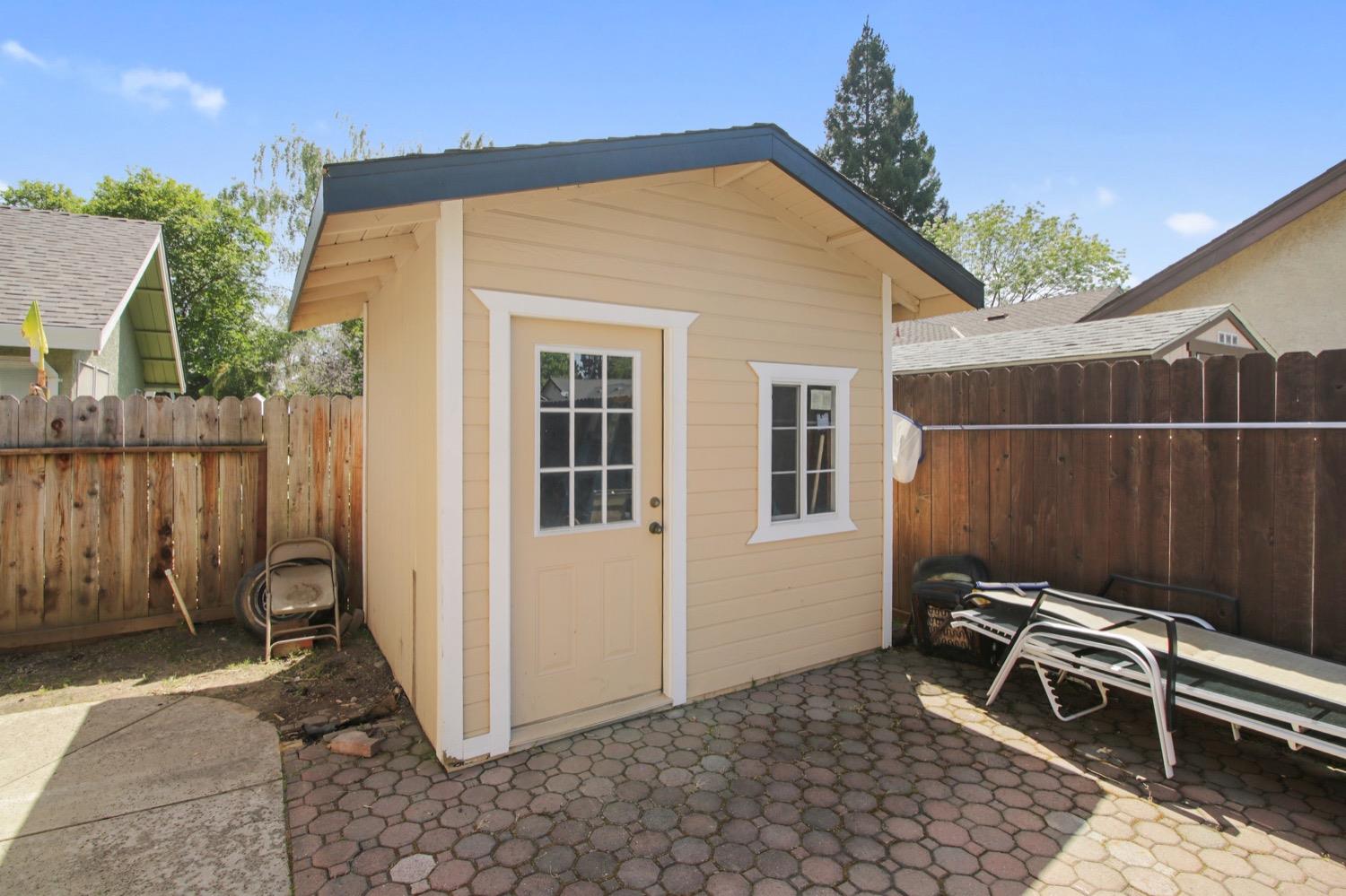 Adelante Court, Elk Grove, California image 37
